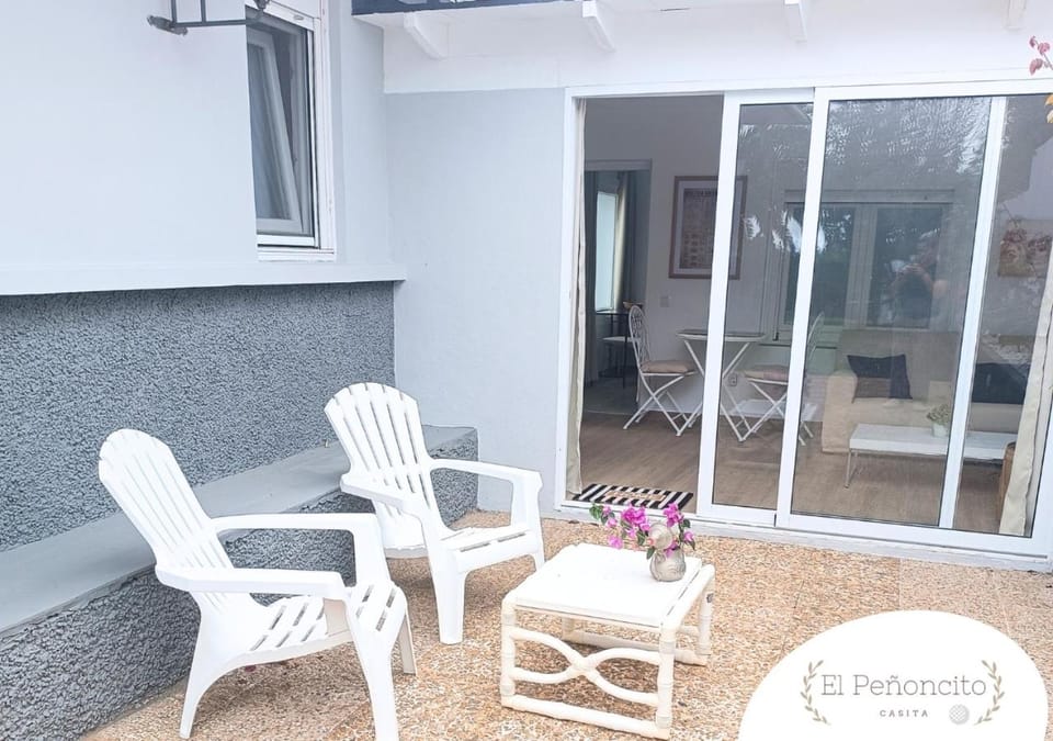 Property building, Garden, Balcony/Terrace