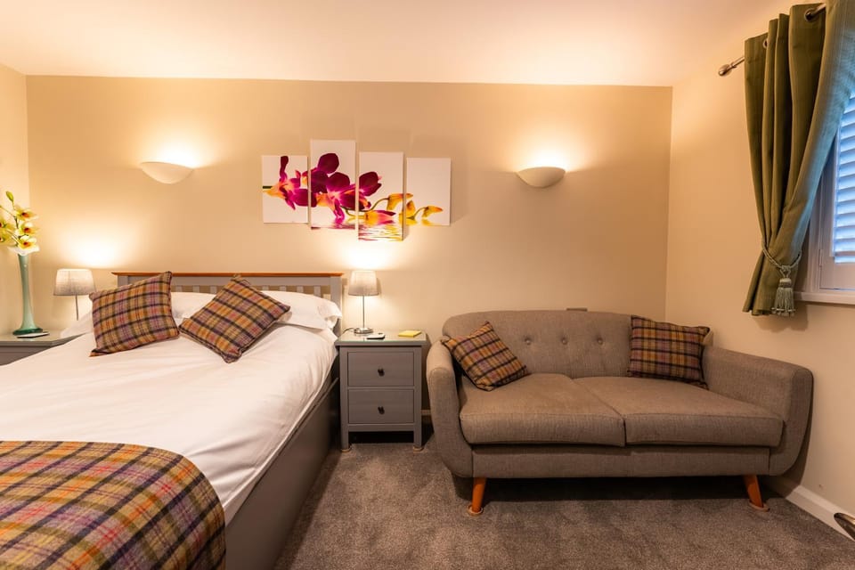 Seating area, Bedroom