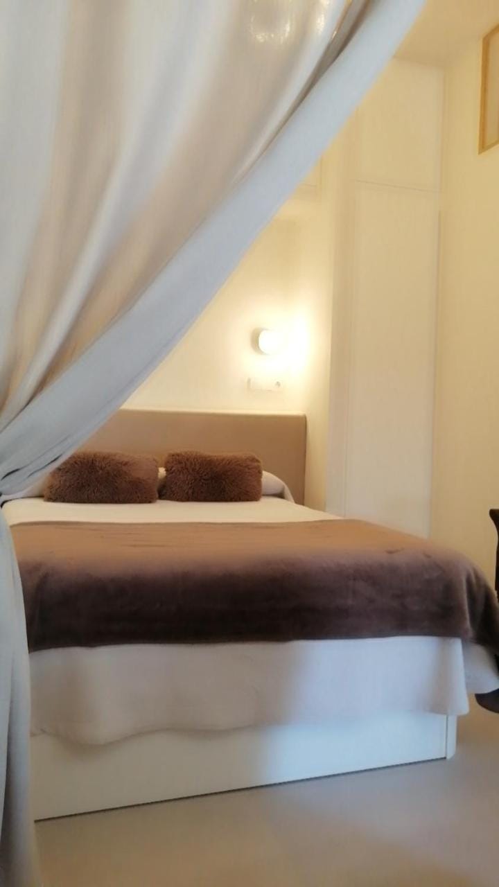 Lacasadesowsam Apartment in Granada