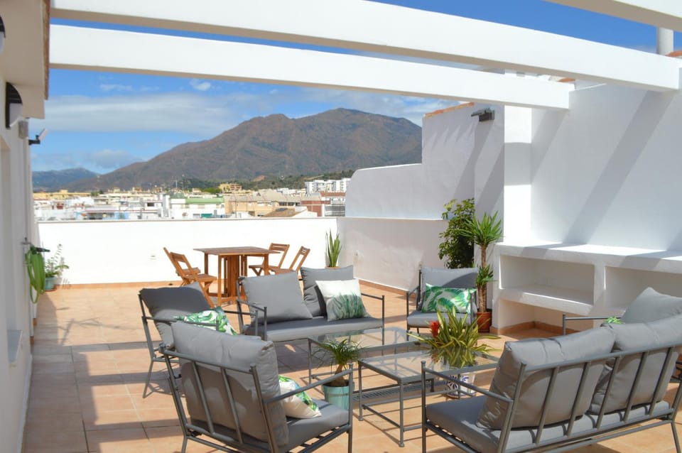 Day, Natural landscape, View (from property/room), Balcony/Terrace, Mountain view