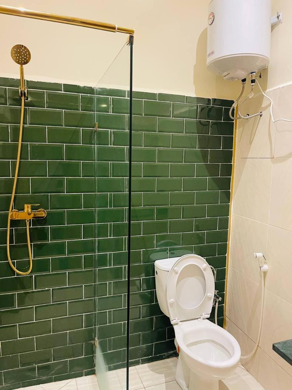 Shower, Toilet, Bathroom