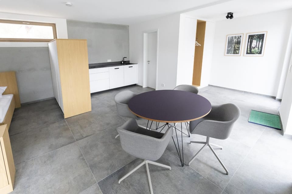 Kitchen or kitchenette, Living room, Seating area