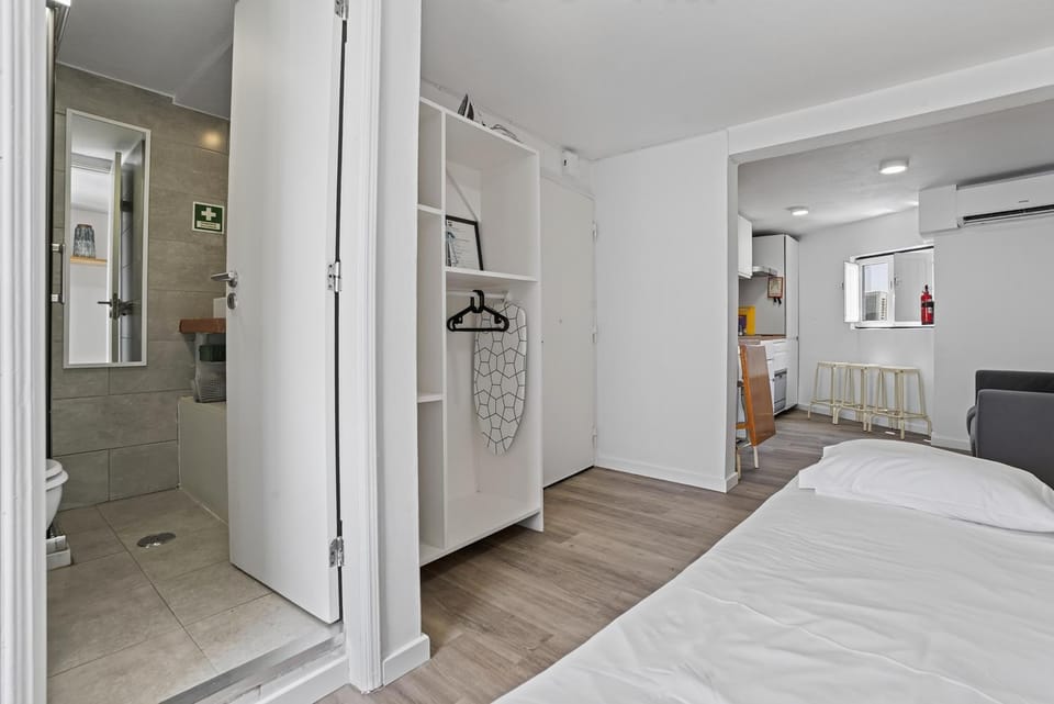 The Blue House - Bica Ropers Apartment in Lisbon