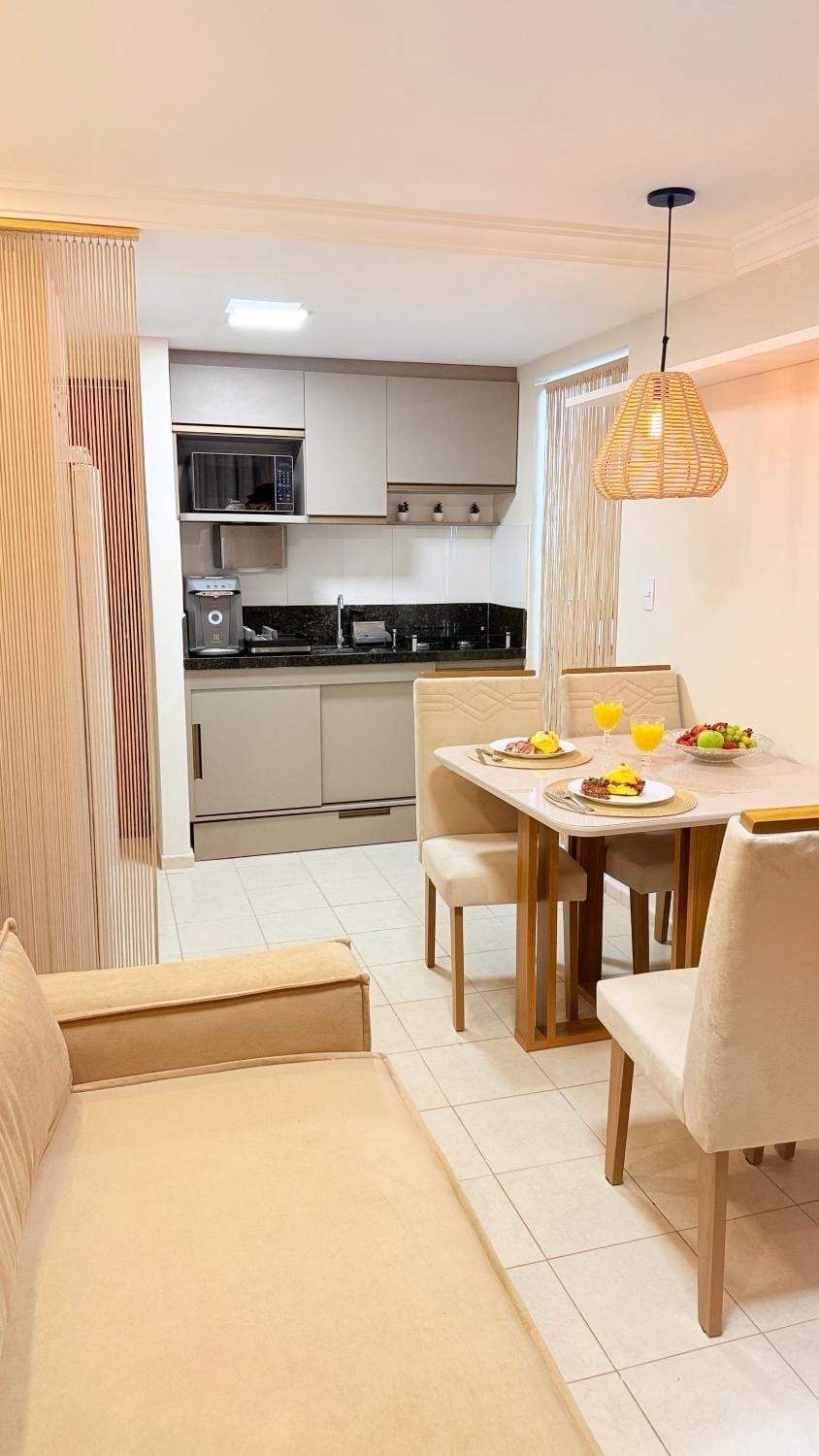 Kitchen or kitchenette, Dining area, stove
