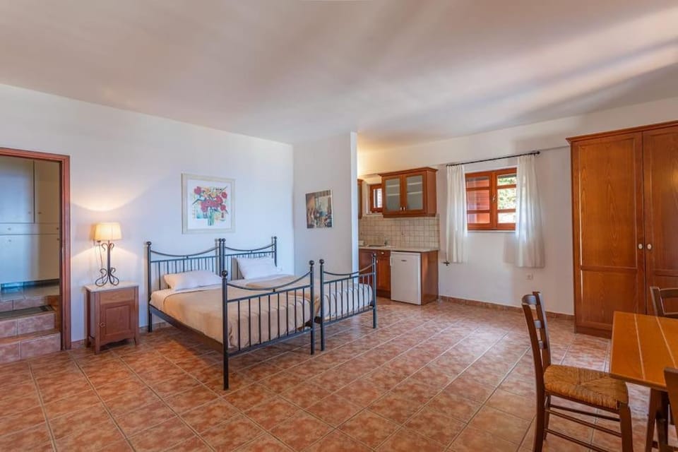 Luxury Villa Ismini in Stoupa, Private Pool & BBQ Villa in Messenia