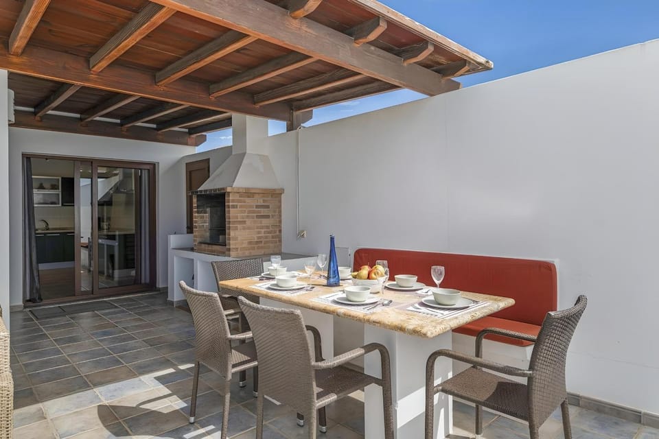 Patio, BBQ facilities, BBQ facilities, Balcony/Terrace, Balcony/Terrace, Dining area