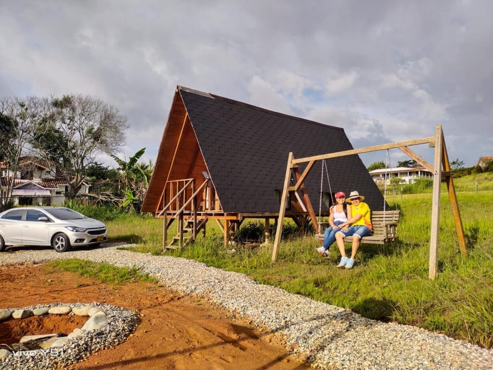 Lago Cristal Chalets Campground/ 
RV Resort in Santander, Colombia