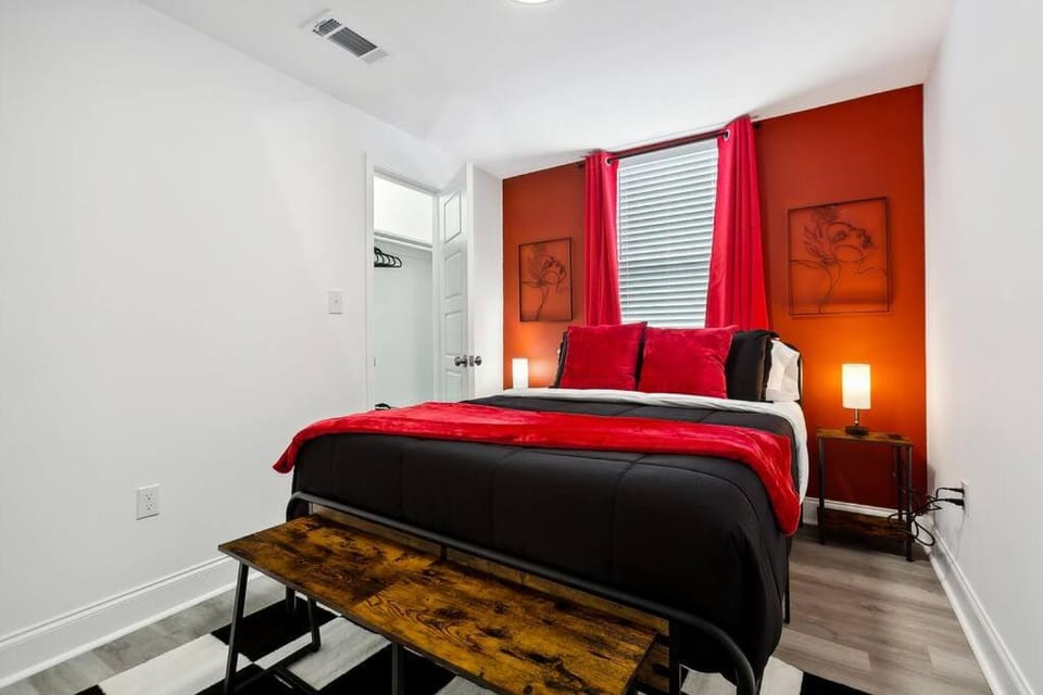 Elegant 5-Bedroom NOLA Getaway Apartment in Ninth Ward