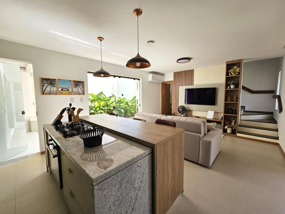 Communal lounge/ TV room, TV and multimedia, Living room, Seating area, Communal kitchen, kitchen