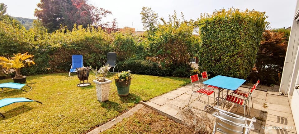 Small Double Room, bed 140x200cm, in very quiet and cosy house! Vacation rental in Zurich City
