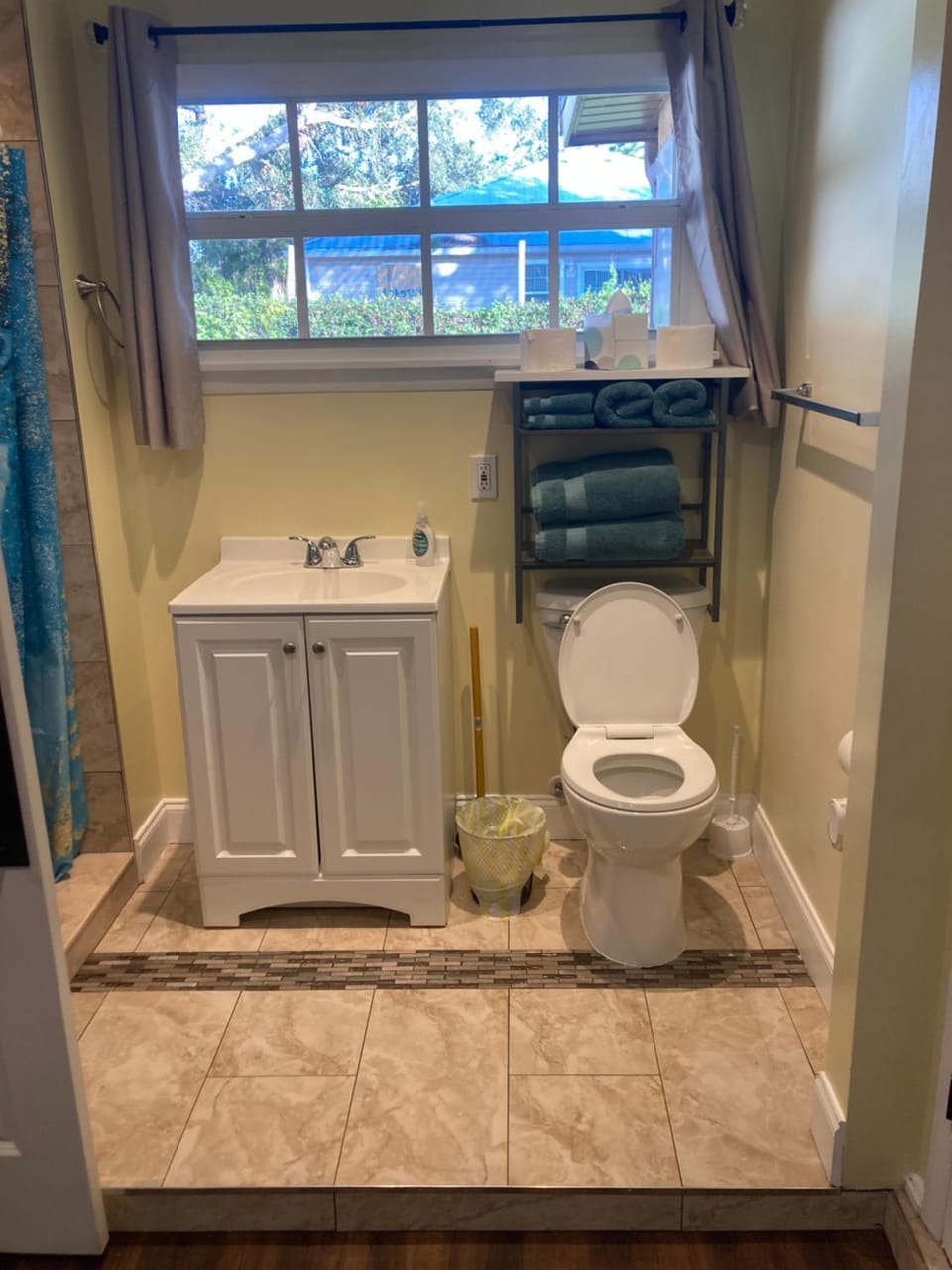 Chic studio with WI FI and AC Vacation rental in Sarasota