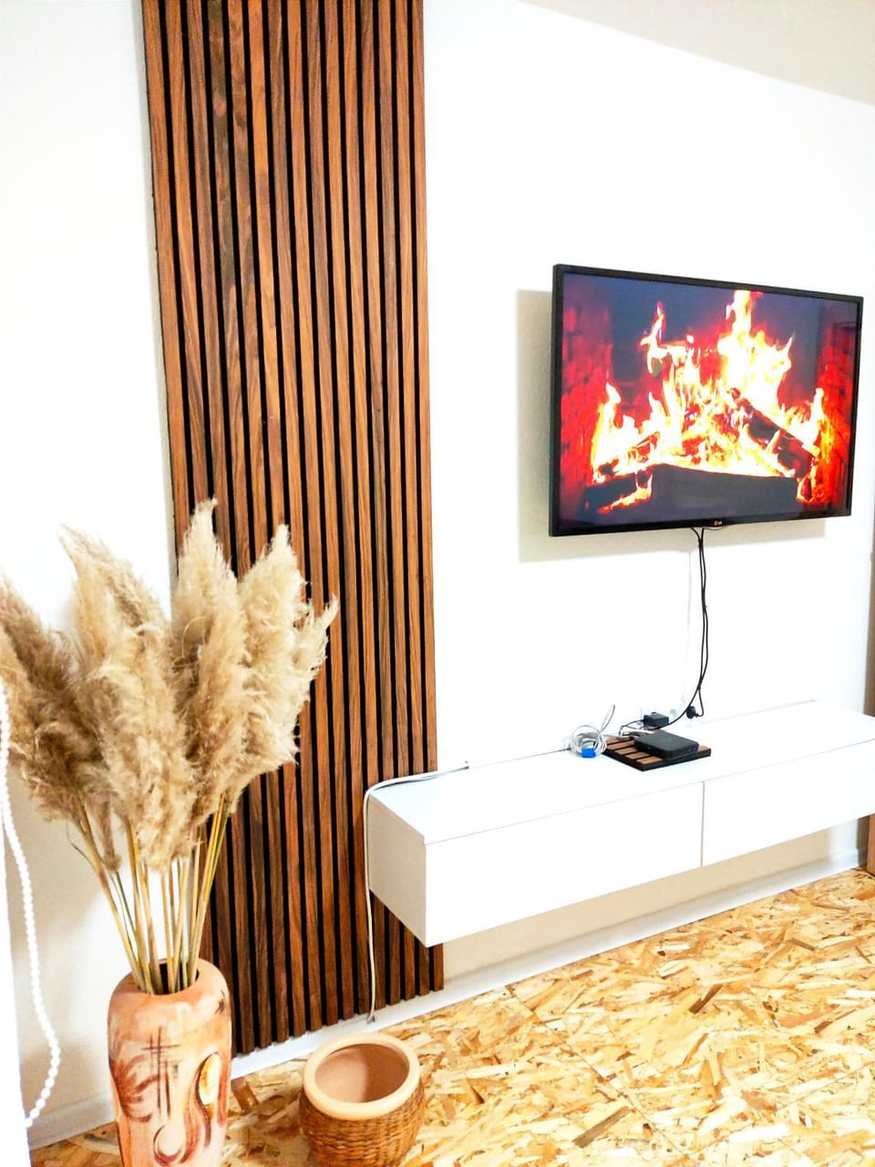 Communal lounge/ TV room, TV and multimedia, Evening entertainment, flat iron