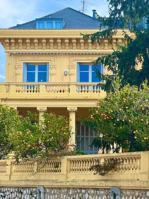 Appartement exceptionnel belle époque avec grande terrasse plein sud Apartment in Nice