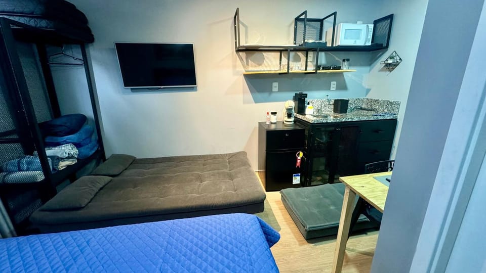 Bed, TV and multimedia, Kitchen or kitchenette