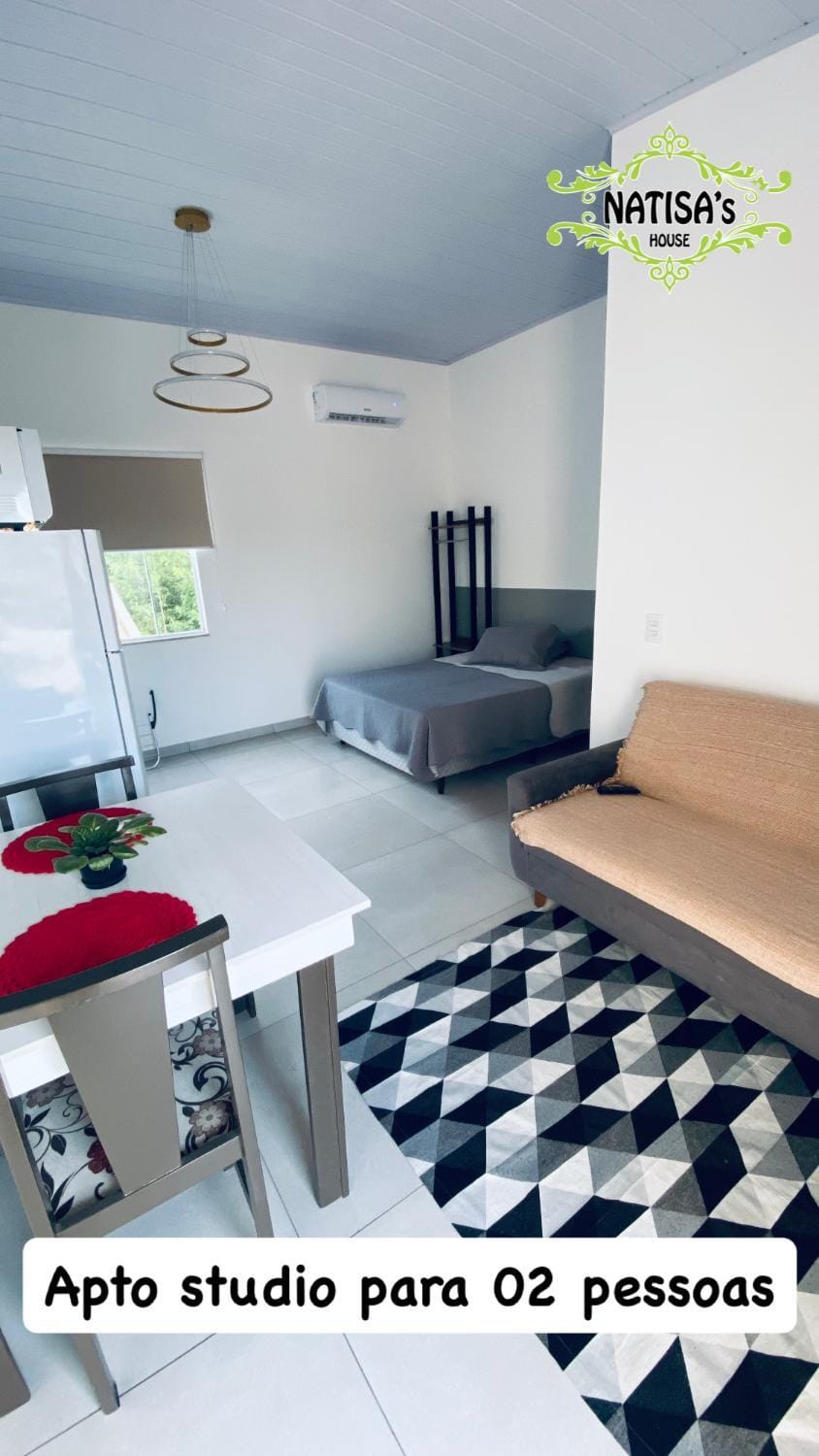 Studio aconchegante para duas pessoas House in Bombinhas