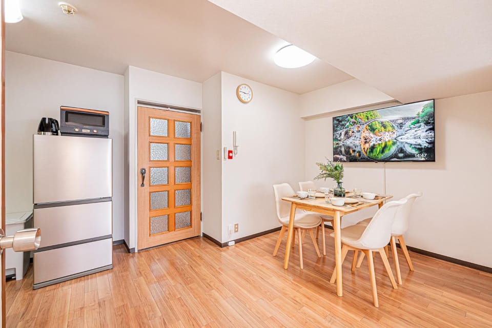新宿歌舞伎町徒步三分鐘三房一廳近鄰伊勢丹 Apartment in Shinjuku