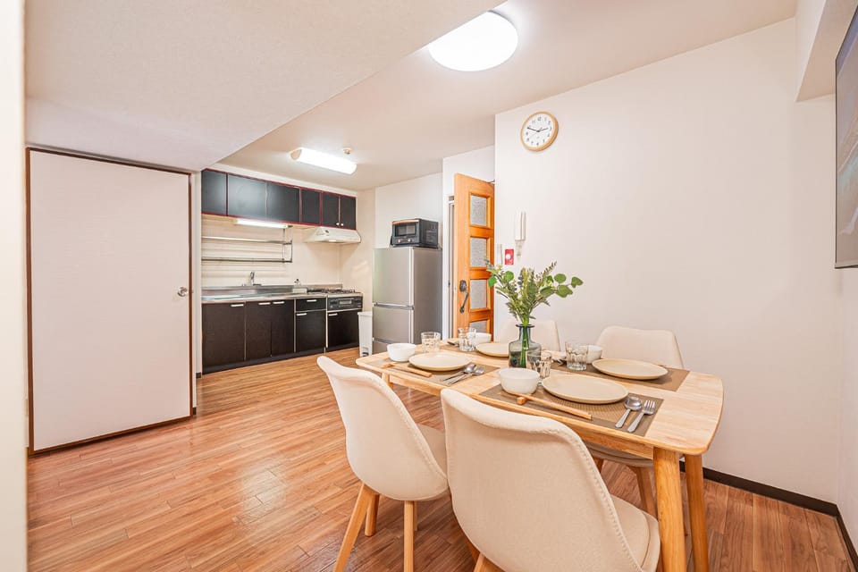新宿歌舞伎町徒步三分鐘三房一廳近鄰伊勢丹 Apartment in Shinjuku