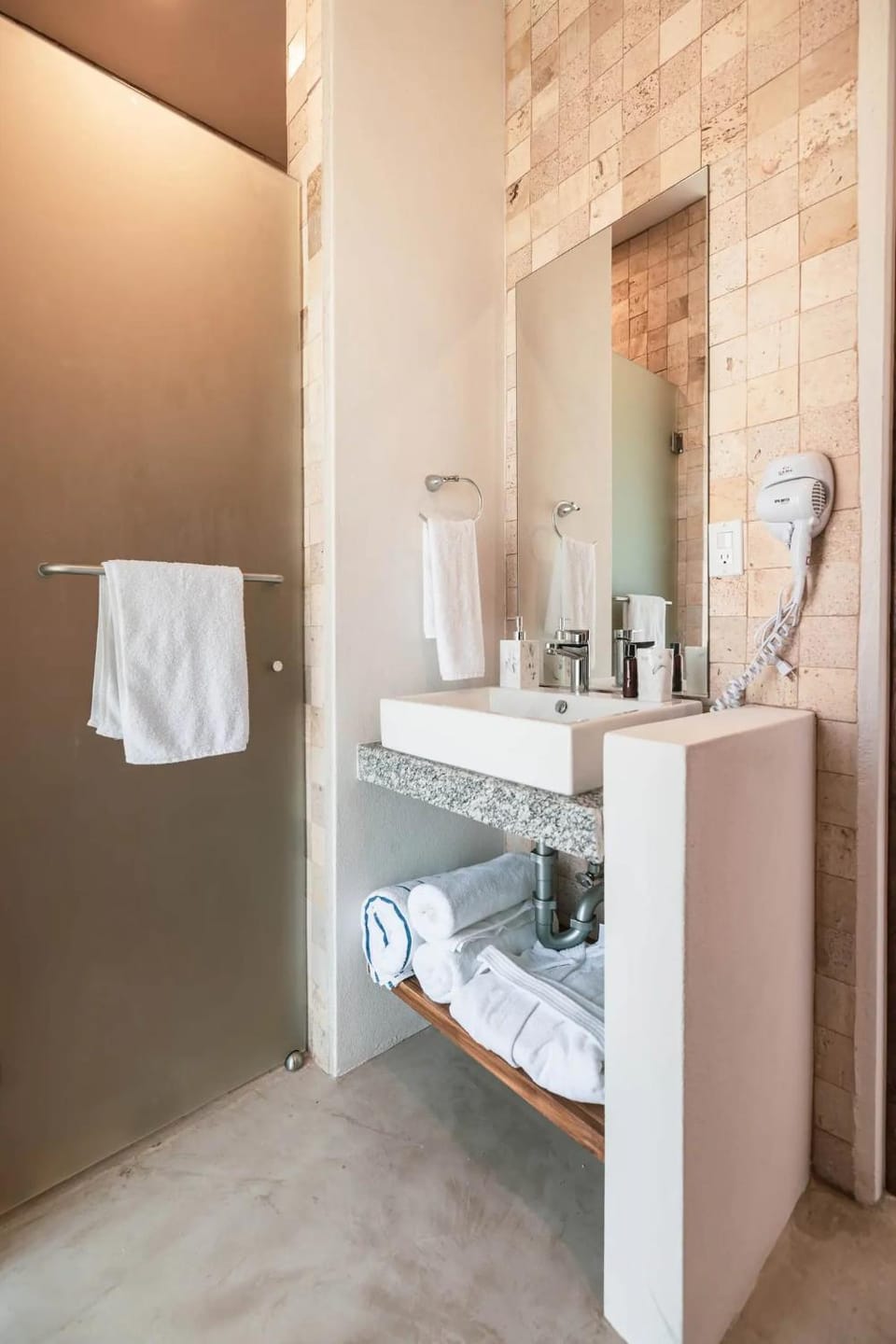 Shower, Bathroom, towels