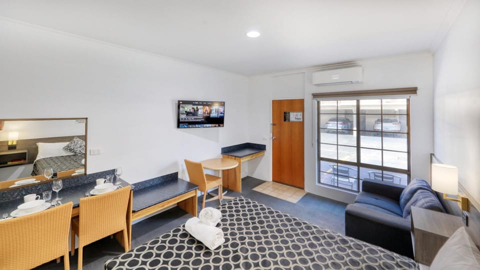 The Cottage Motor Inn Albury CBD Motel in Wodonga