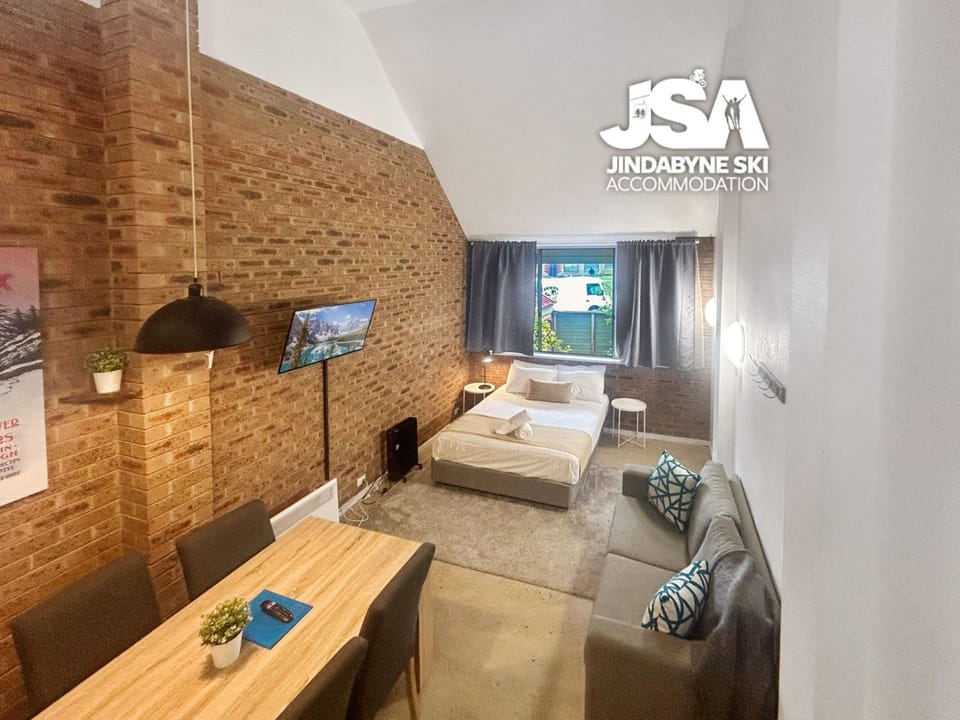 Living room, Bedroom