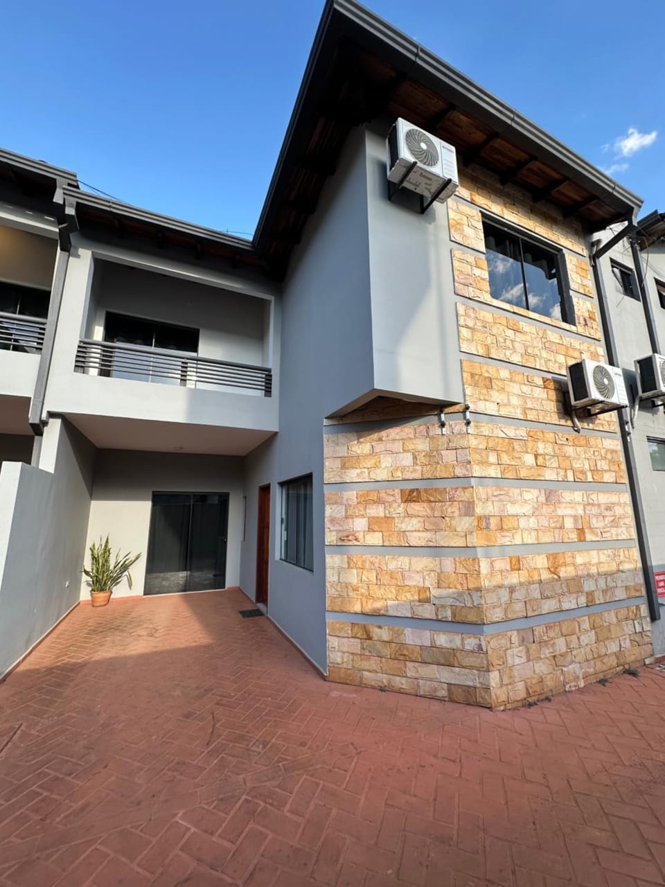 Property building, Off site, Day