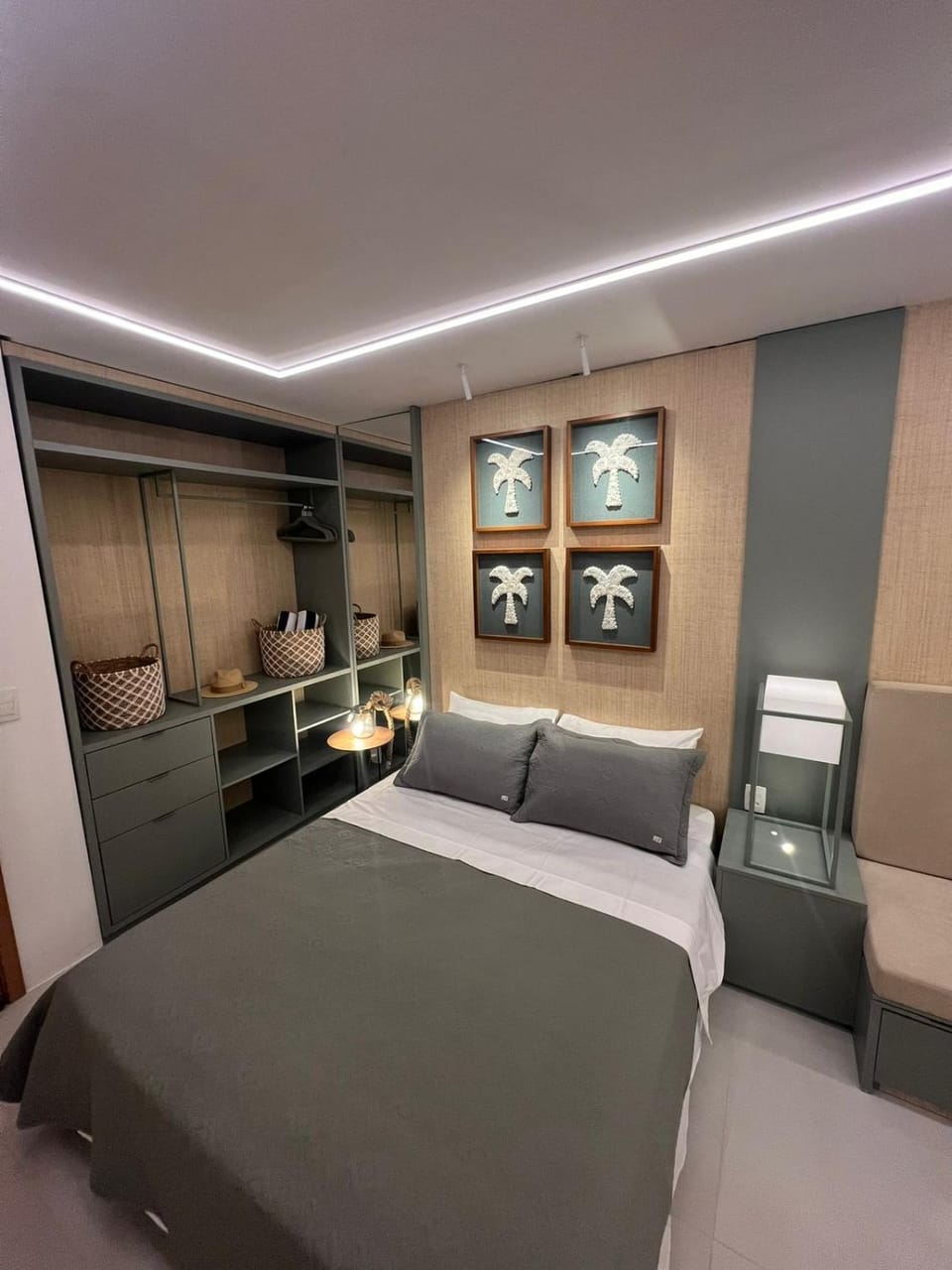 Bed, Bedroom