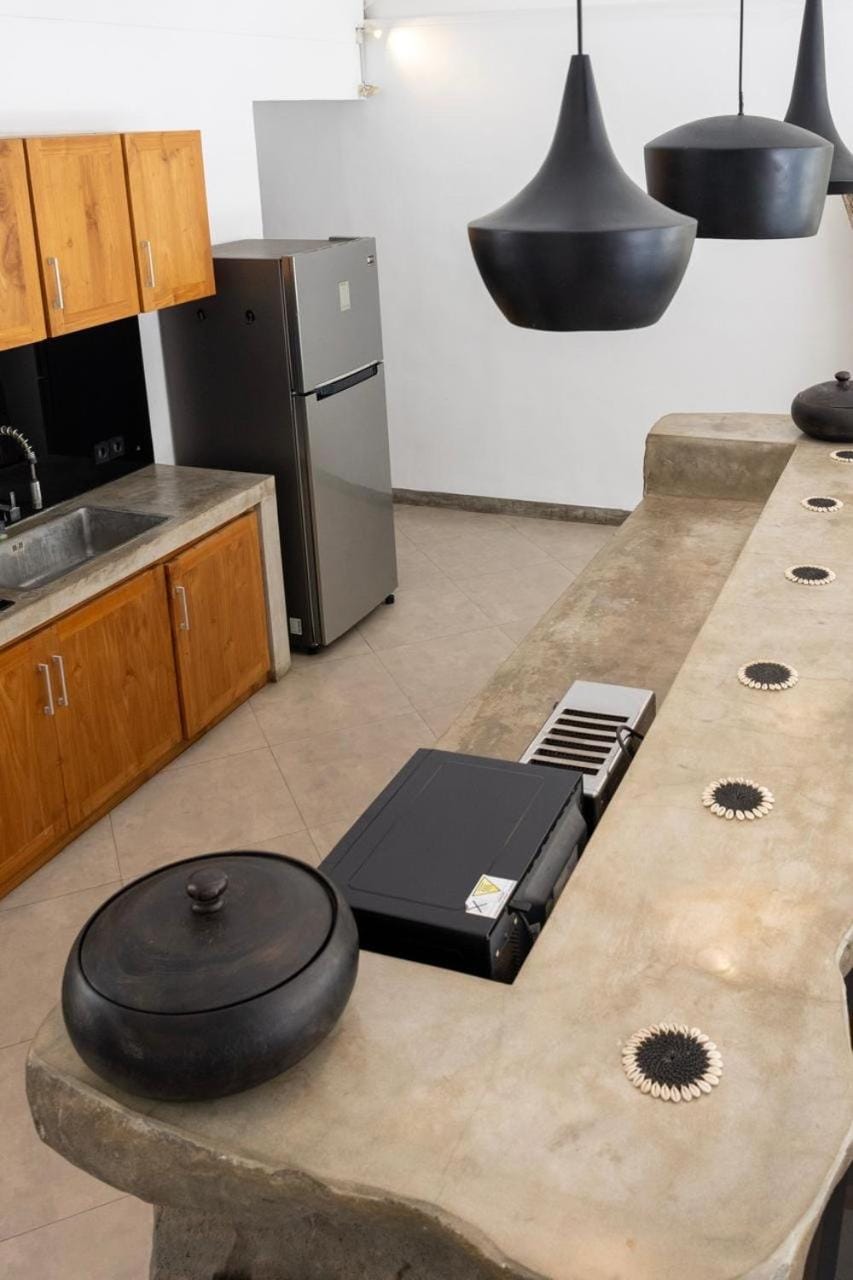 Kitchen or kitchenette, Lounge or bar