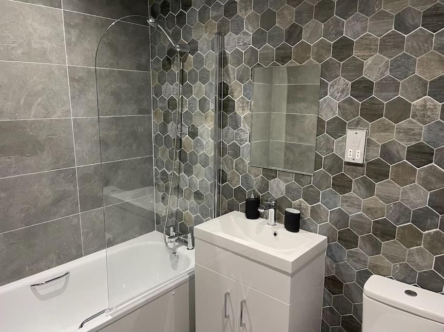 Luxury 2 Bed City Centre Duplex with High Ceilings Apartment in Cardiff