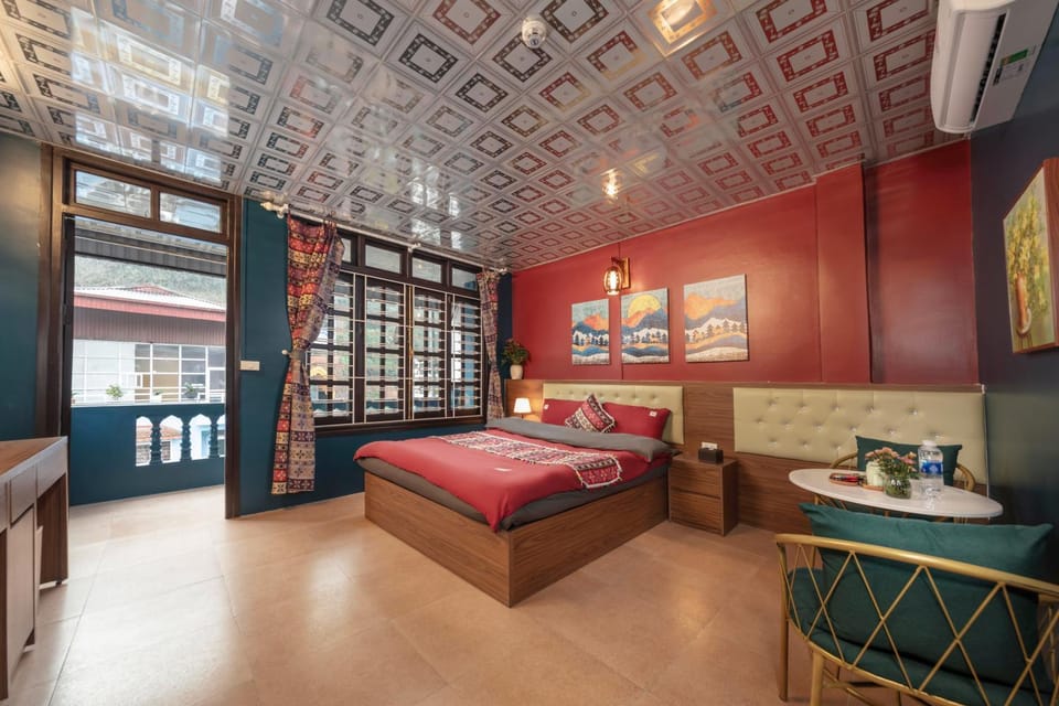 Photo of the whole room