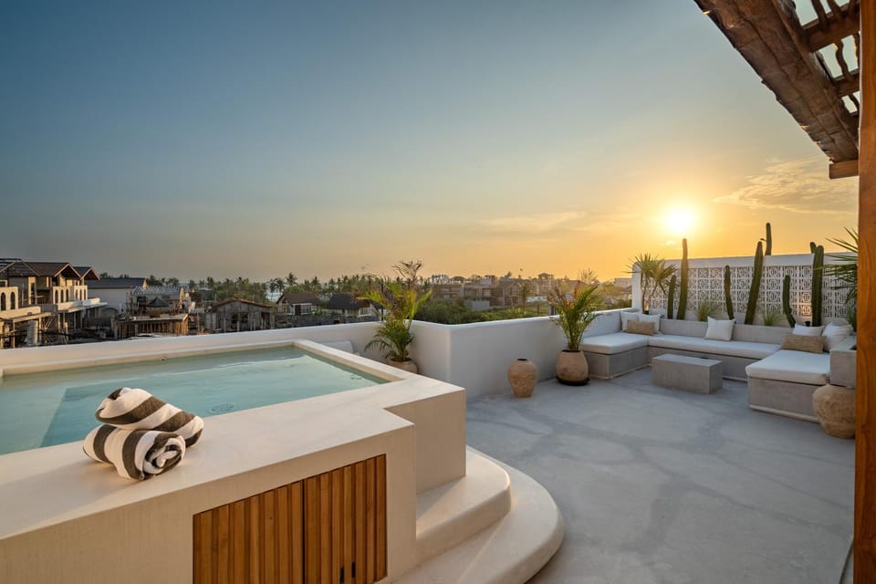 Patio, Natural landscape, View (from property/room), Balcony/Terrace, Sunset