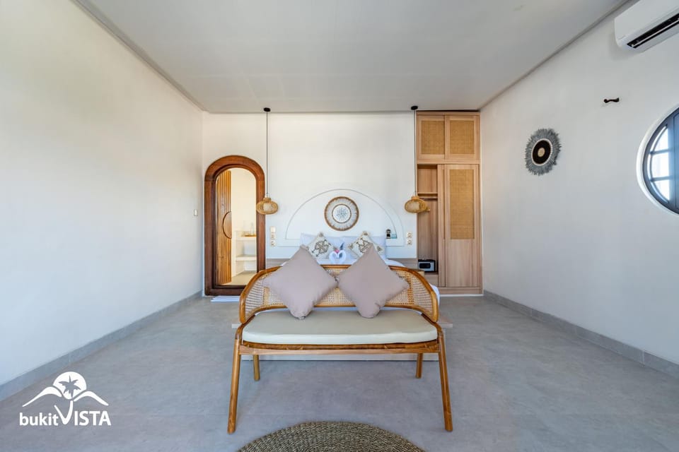 Bed, Bedroom, air conditioner