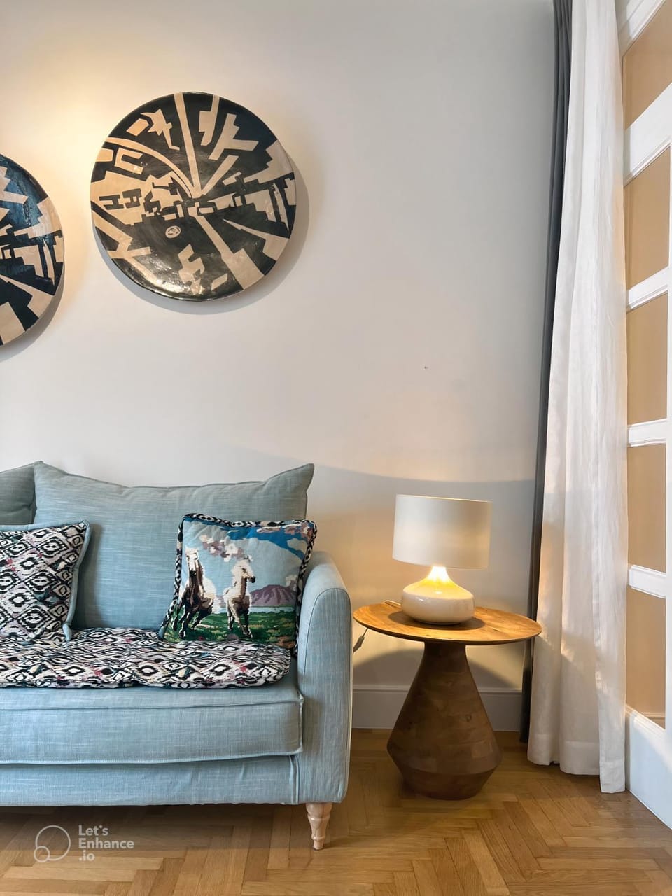Living room, Decorative detail, Seating area
