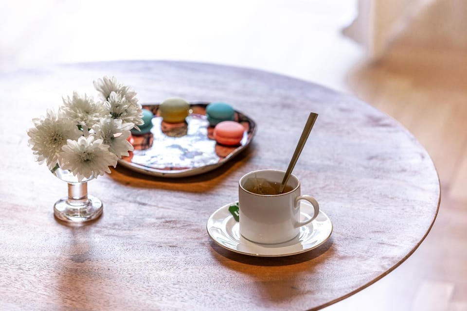 Coffee/tea facilities, Food