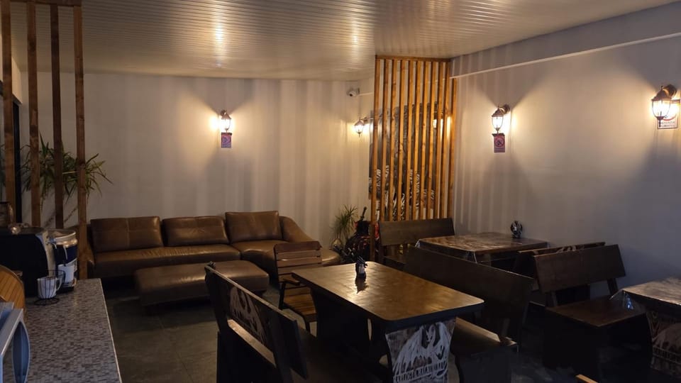 Bârlogul balaurului Bed and Breakfast in Romania