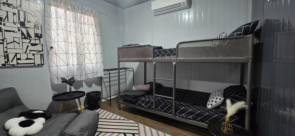 bunk bed
