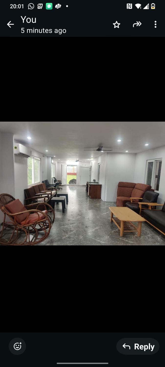 Sivarama garden resort AC10 BHK &1 non ac BHK 33 pex &AC living hall 50 pex setting capacity&17 pex night stay ,kitty party's & functions , Born fair, BBQ, kichan swimming pool & net criket turf ,settle, tennis, near bheemili beach vishakhapatnam Bed and Breakfast in Visakhapatnam