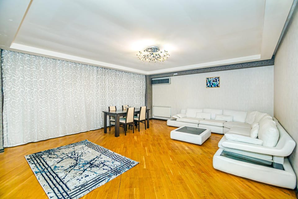 Pearl of the city Apartment in Baku