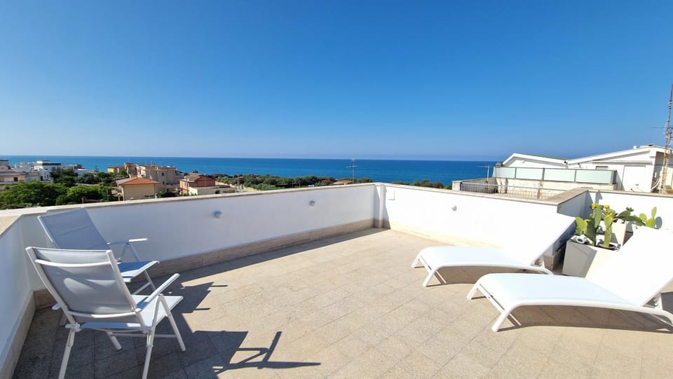 RoofTop Anzio - a 100m dalla spiaggia con vista a 360 Apartment in Anzio