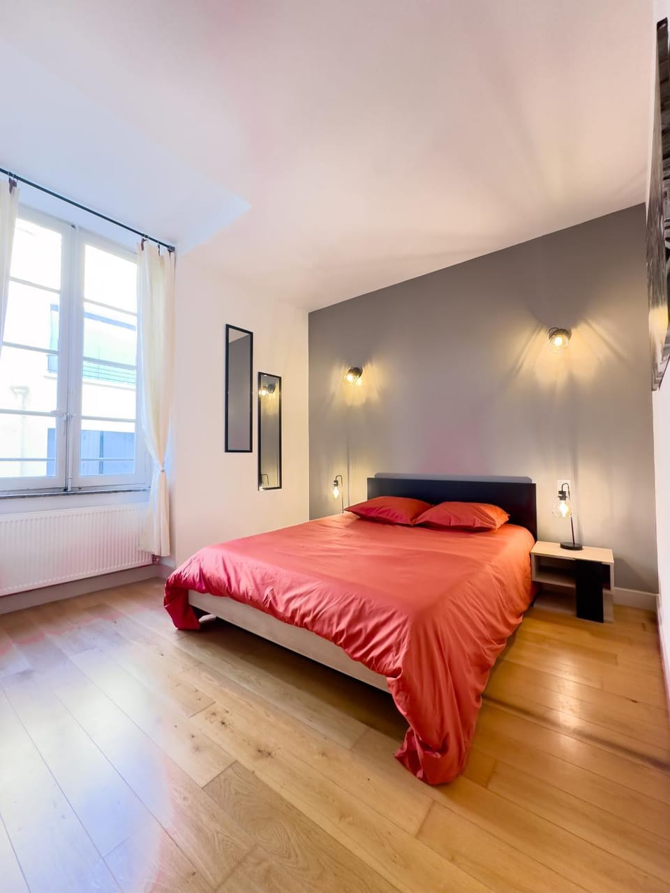 Bed, Bedroom