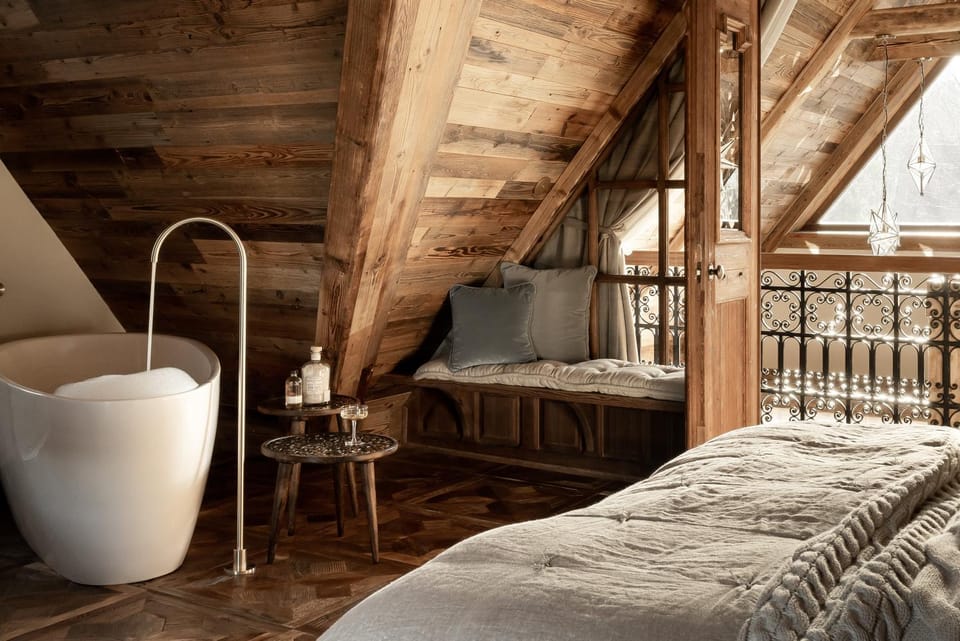 Property building, Bed, View (from property/room), Bedroom, Bath