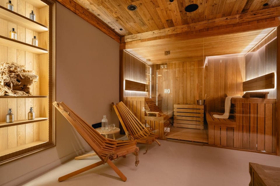 Sauna, Seating area
