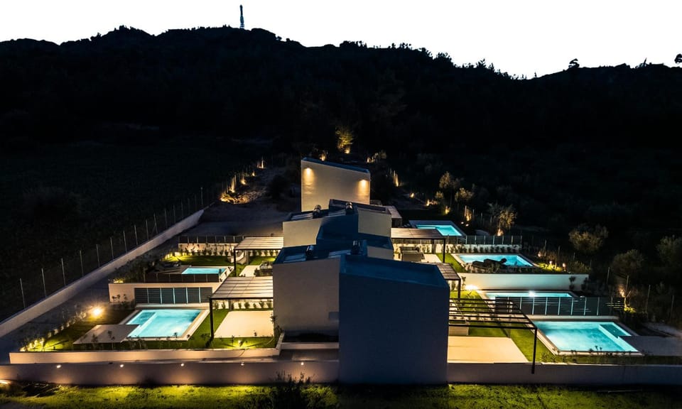Property building, Swimming pool