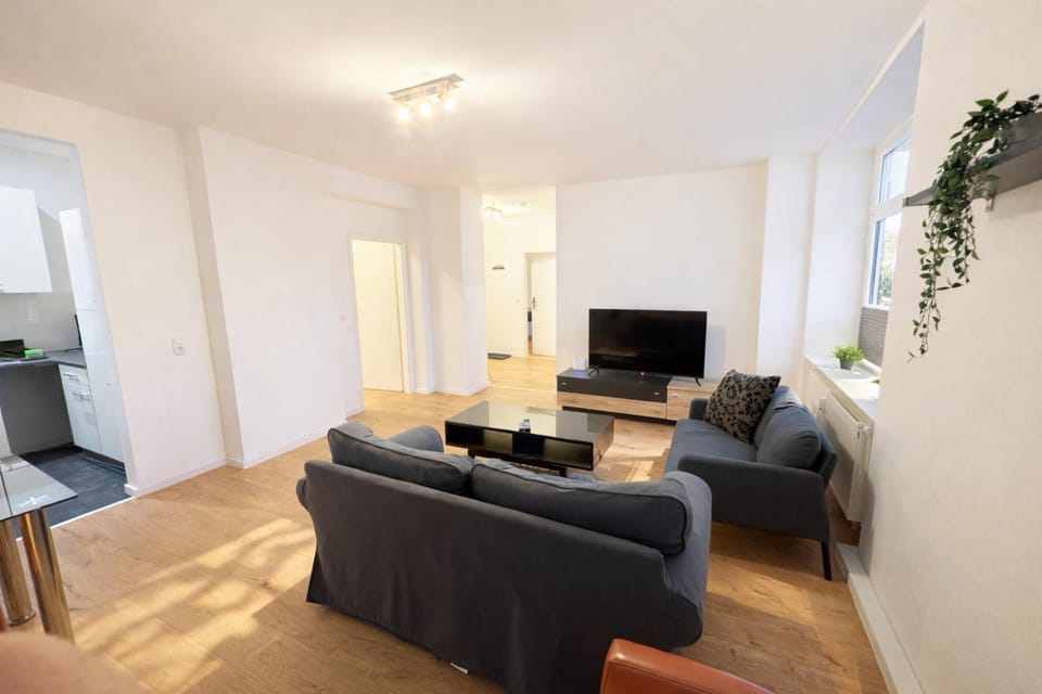 Living room, Photo of the whole room