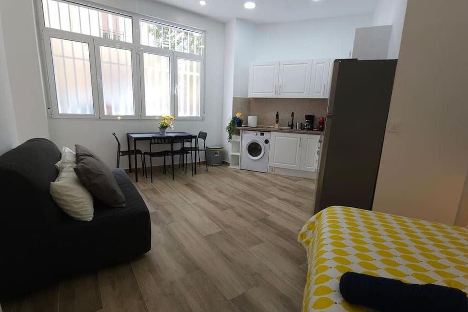 M1 Loft Privado 4 Personas Apartment in Madrid