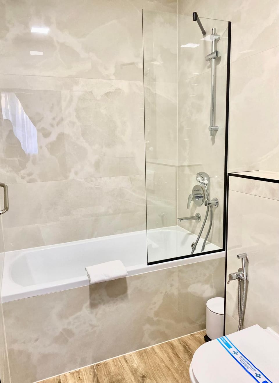 Bathroom, Bath