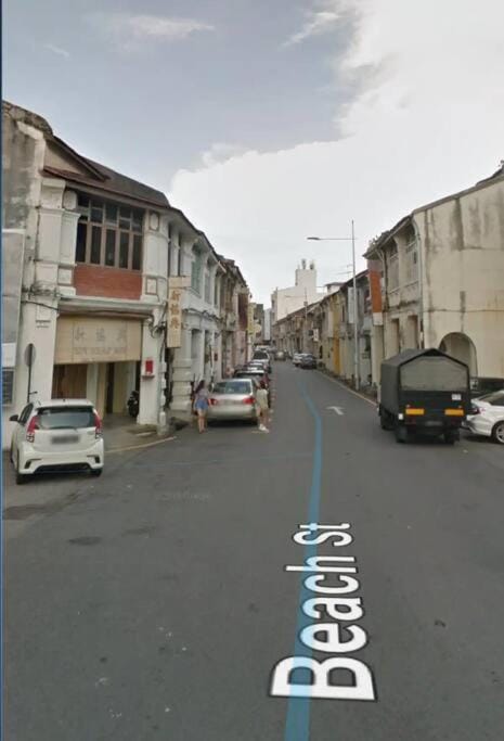 Heritage Loft on Beach Street near UNESCO Zone & Street Art 3 Apartment in George Town