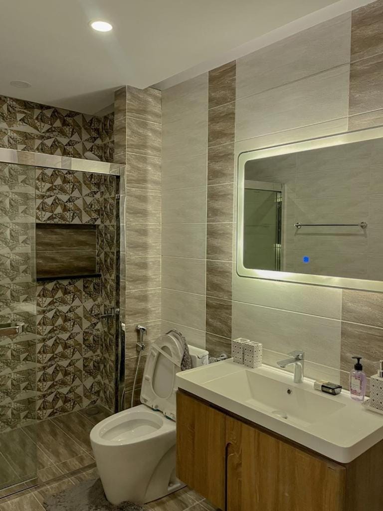 1 Bed Room Suite Elysium Tower-Opposite Centaurus Mall Islamabad Apartment in Islamabad Capital Territory
