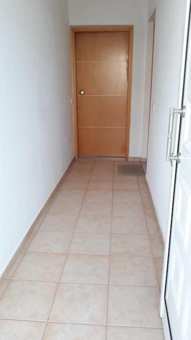 COSY NEW APARTMENT- 5' to the beach, 15' to center Apartment in Chania