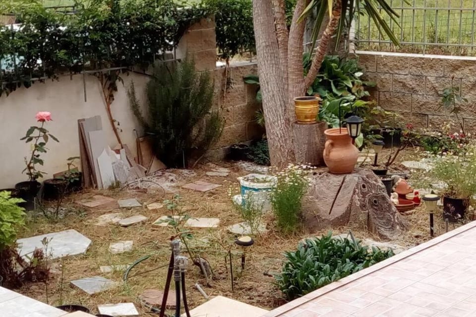 COSY NEW APARTMENT- 5' to the beach, 15' to center Apartment in Chania