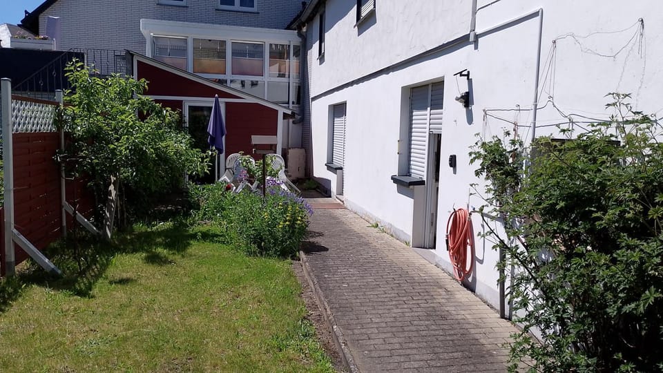Property building, Garden, Garden view
